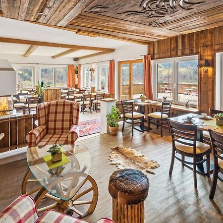 Zur Schoenen Aussicht Hotel Garni Гармиш-Партенкирхен Екстериор снимка