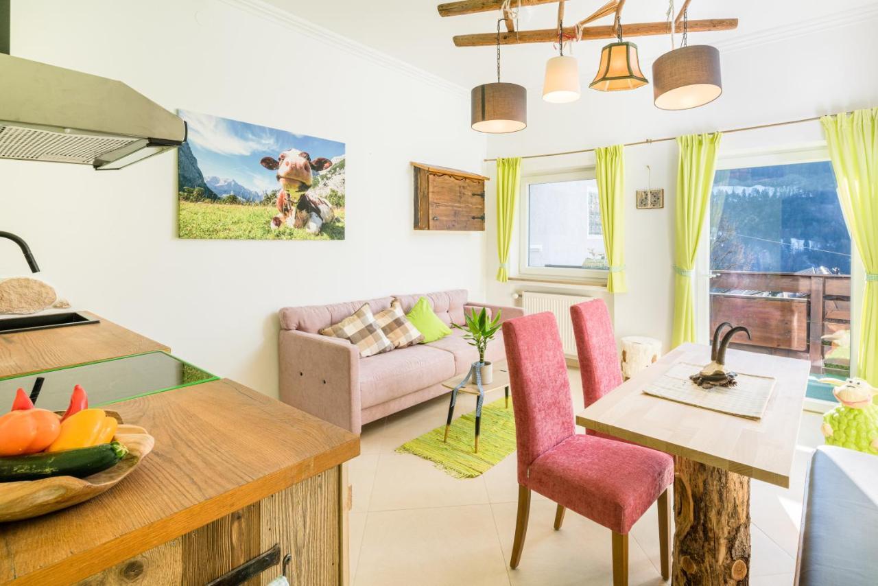 Zur Schoenen Aussicht Hotel Garni Гармиш-Партенкирхен Екстериор снимка